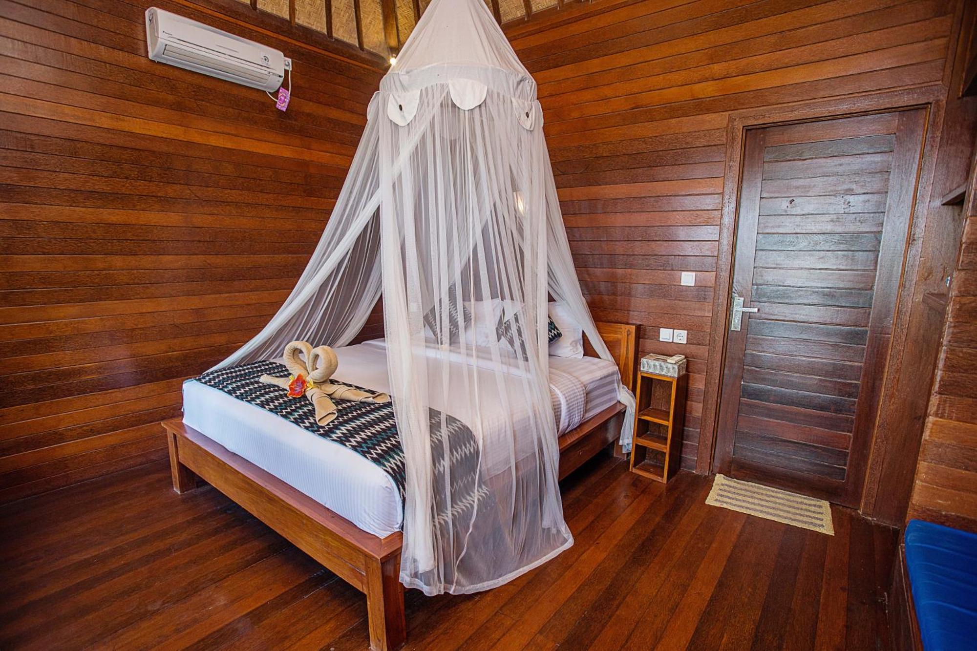 Tawe Ocean Blue Villa Lembongan מראה חיצוני תמונה